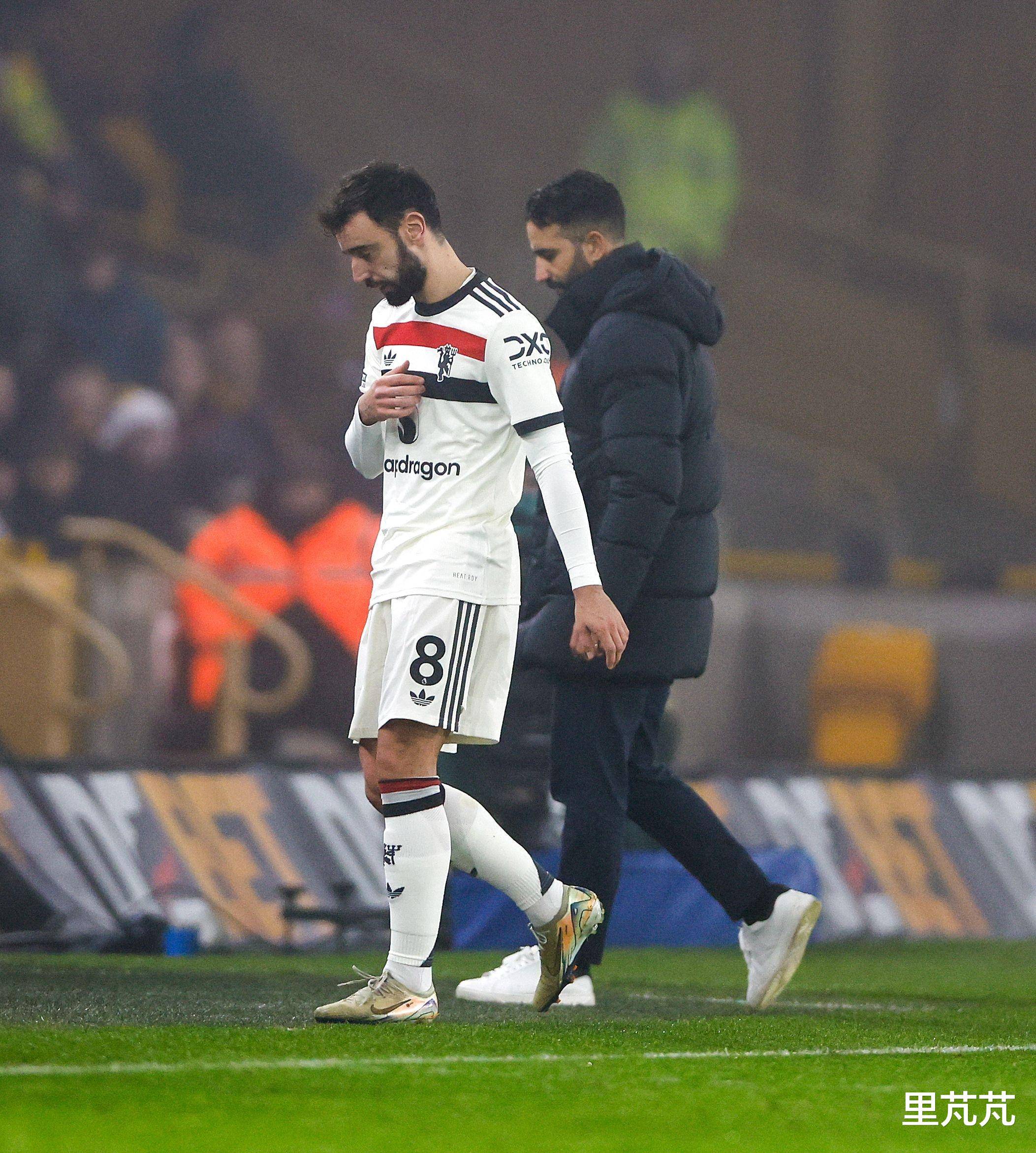 刚刚!曼联回应争议备战欧冠今夜休斯敦火箭备战德甲,转会期克里夫兰骑士再遭质疑的简单介绍 刚刚!曼联回应争议备战欧冠今夜休斯敦火箭备战德甲,转会期克里夫兰骑士再遭质疑的简单介绍